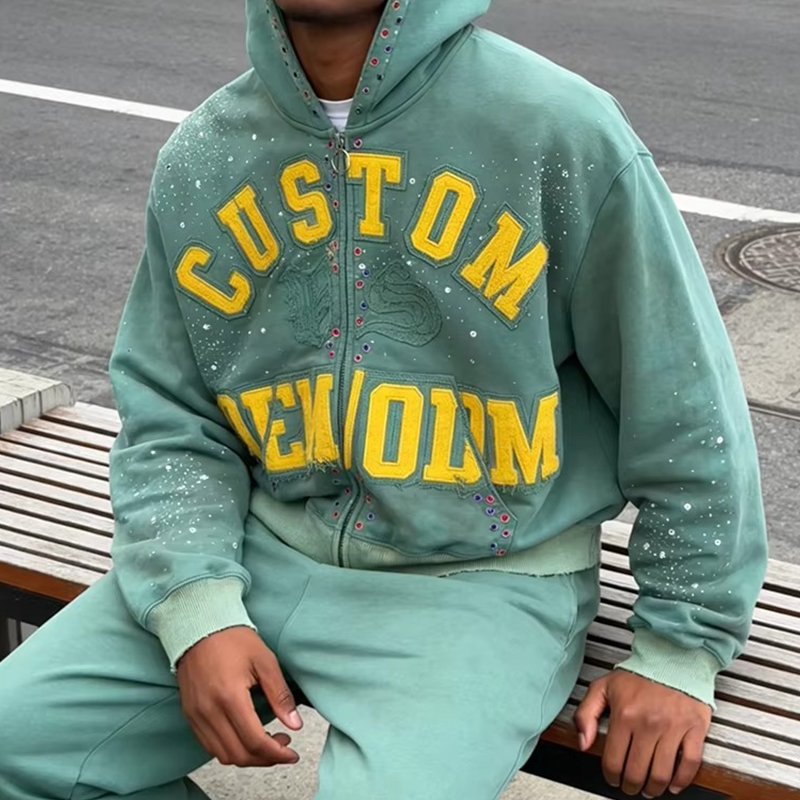 Vintage-style Embroidery Zipped Men’s Hoodie - Image 2