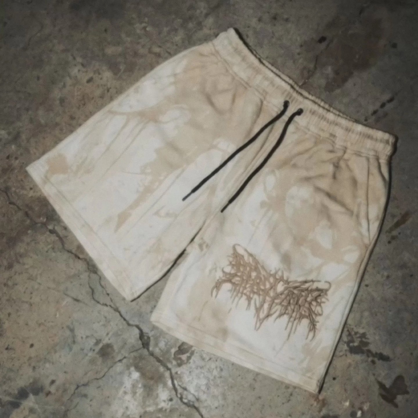 Washed Graphic Sweat Shorts with Drawstring Waist - Image 4